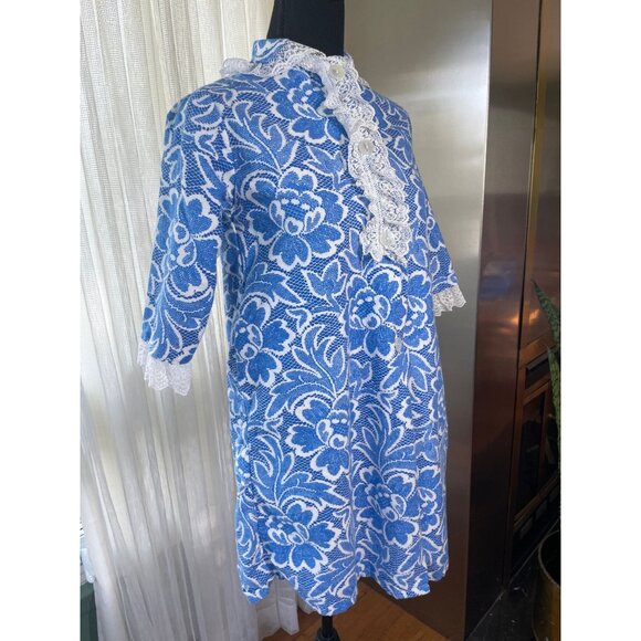 Vintage 1950s peignoir, short blue floral 3/4 sleeves robe, Dream-A-Way - Picture 7 of 9